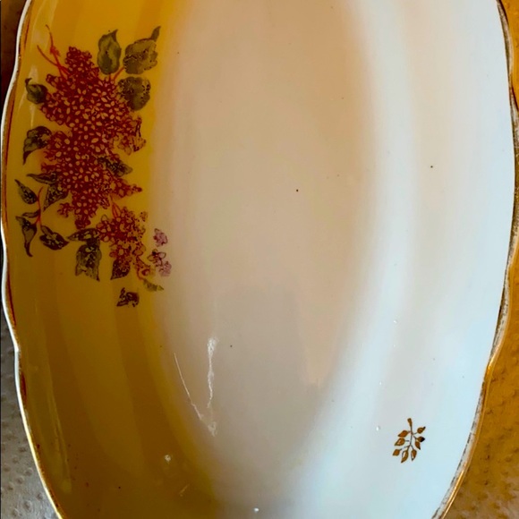 Set of 2 Lilac Hand Painted Gold Porcelain Vintage Russia Platers - Picture 4 of 5